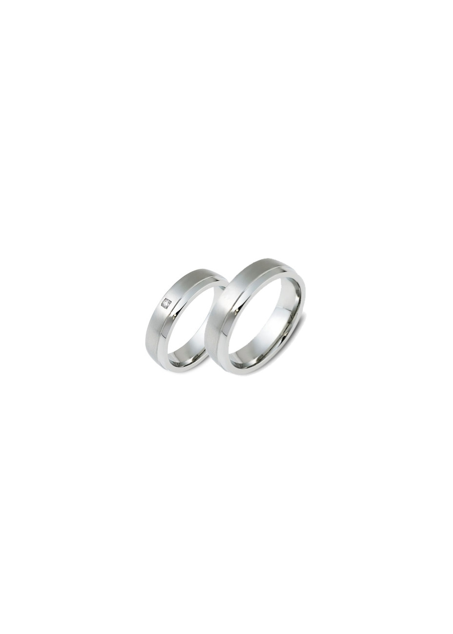 0312 Trouwringen witgoud met 1x0.03 crt briljant 5 mm