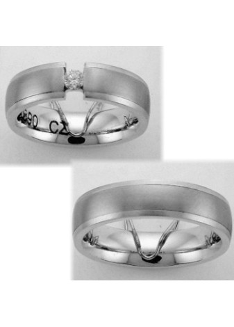 1503 Trouwringen titanium met witgoud met 1x0.17 crt briljant 6 mm