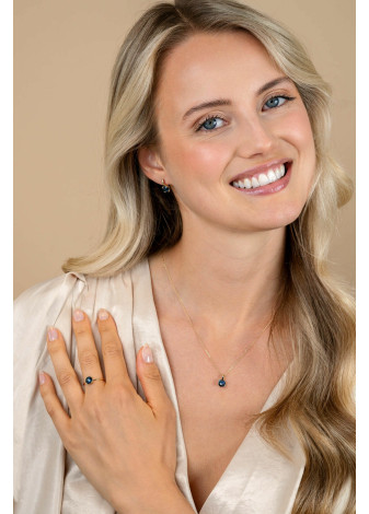 ZGR537-54 Eenvoudige damesring Zinzi Gold met blauwtopaas mt 17