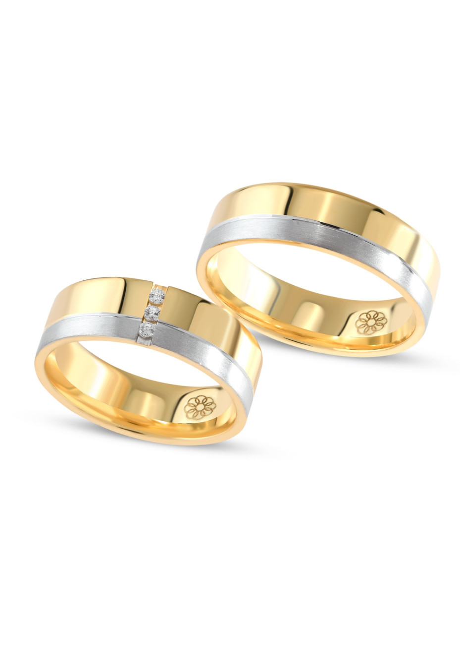 FC-75 Een paar bicolour gouden trouwringen met 0.045 Labgrown briljant