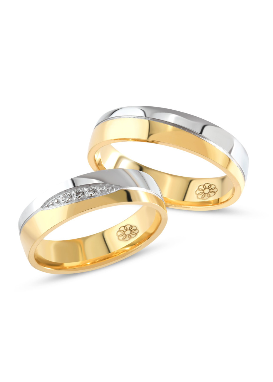 FC-76 Een paar bicolour gouden trouwringen met 0.03 Labgrown briljant