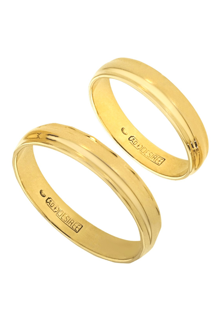 .5.6 gram een paar gouden trouwringen 4 mm mt 17+20