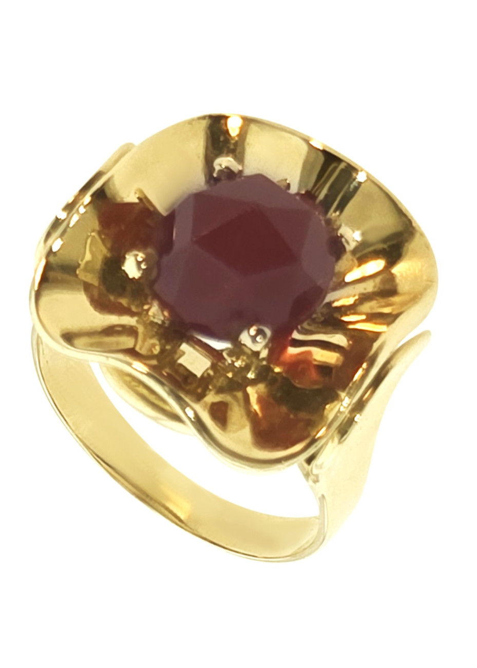 .5.4 gram vintage damesring 8 krt met carneool mt 17.5